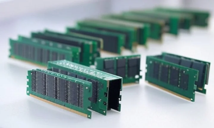 RAM Prices Stabilize at Record Highs in 2026 Amid AI-Driven Shortages